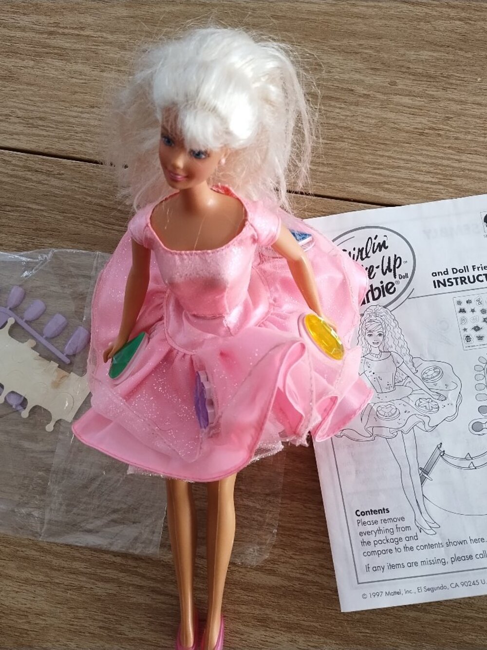 Twirlin' Make-up Barnie